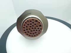 M83723 39-контактный разъем с контргайкой